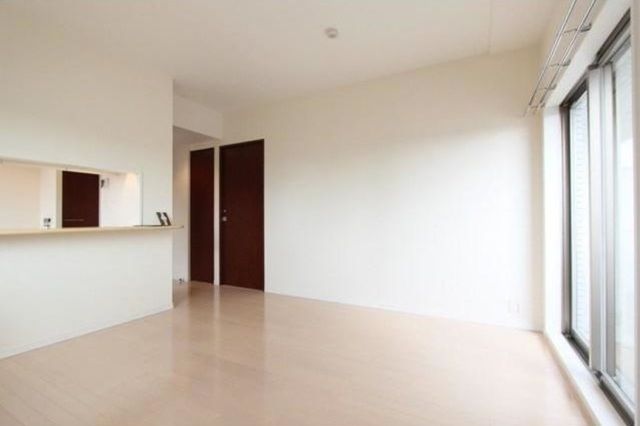 居室・リビング　※他号室参考写真