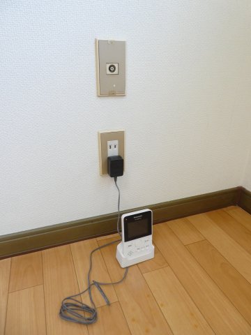 セキュリティ　TVモニターホンで来客を画面で確認出来て安心です♪