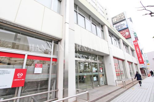 銀行　三菱東京UFJ銀行 竹ノ塚支店（銀行）まで1148m