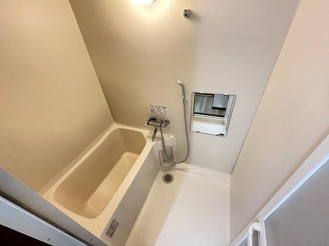 バス・シャワールーム　浴室