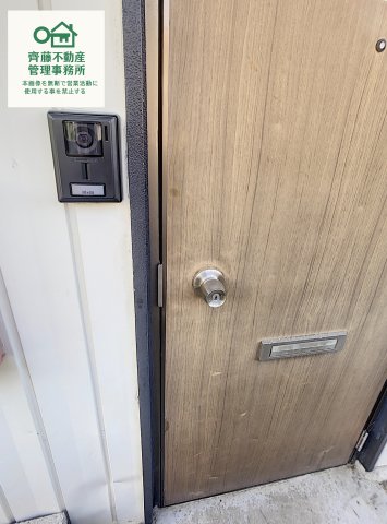 ルナシーの玄関写真