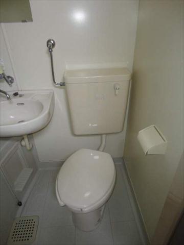 西町学生会館のトイレ写真