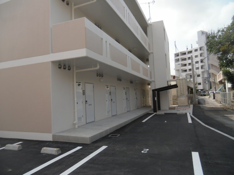 玄関　現状優先