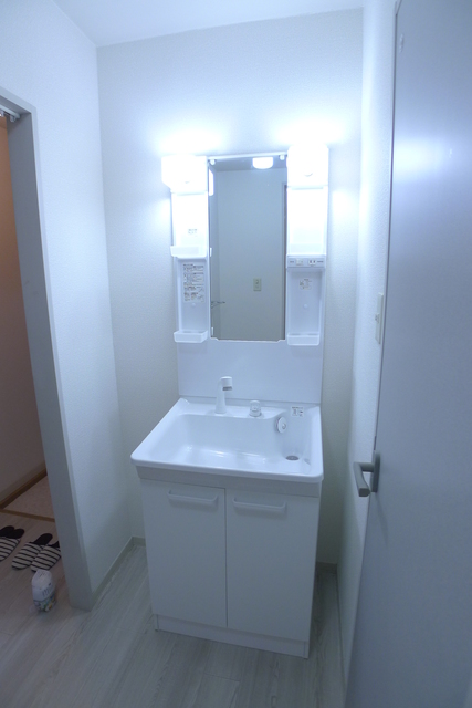 洗面設備　洗髪洗面化粧台