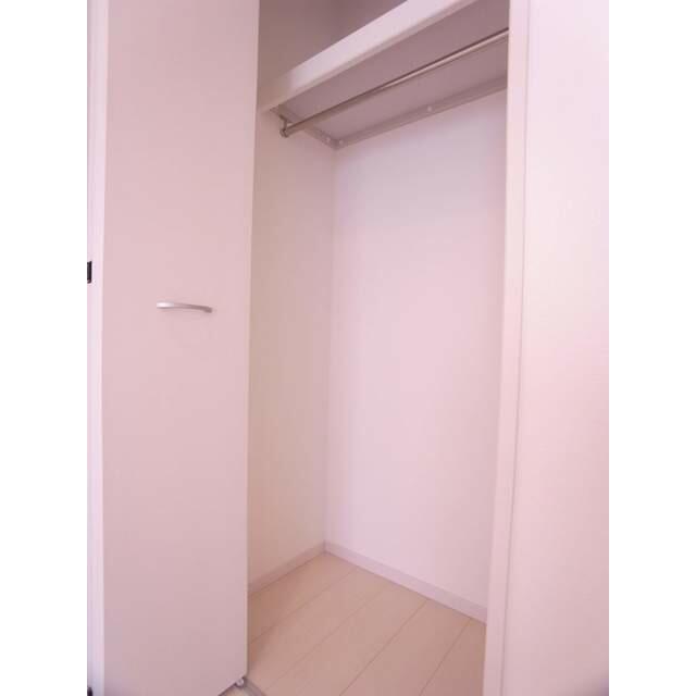 収納　（別タイプ参考写真）リブリ・田端　荒川区?尾久1