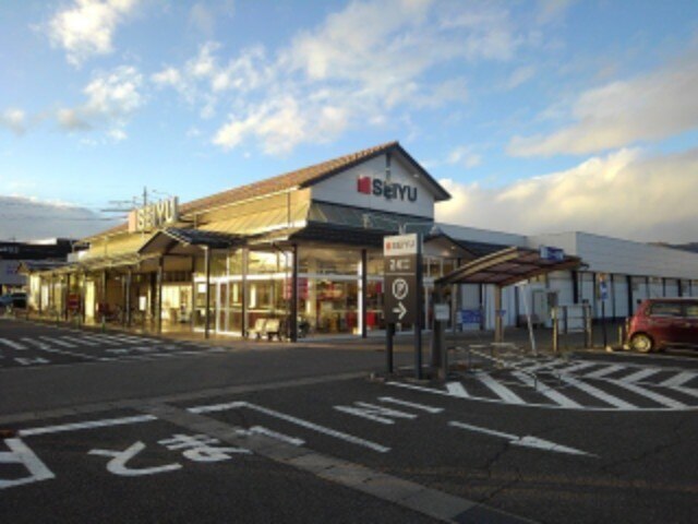 スーパー　西友西尾張部店（スーパー）まで750m