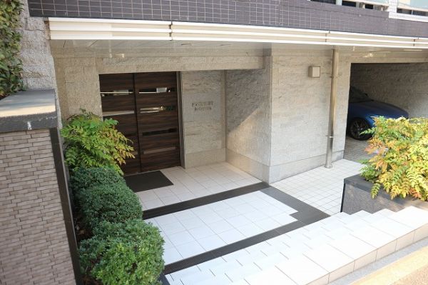 エントランス　エントランス