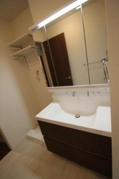 サンウェルズ水尾　洗面設備　洗面