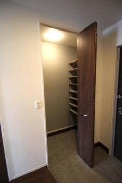 サンウェルズ水尾　収納　玄関収納