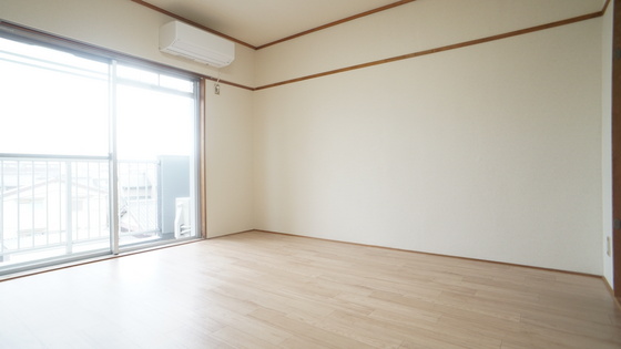 居室・リビング　リビング