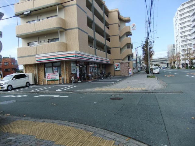 コンビニ　セブンイレブン　浜松海老塚店（コンビニ）まで200m