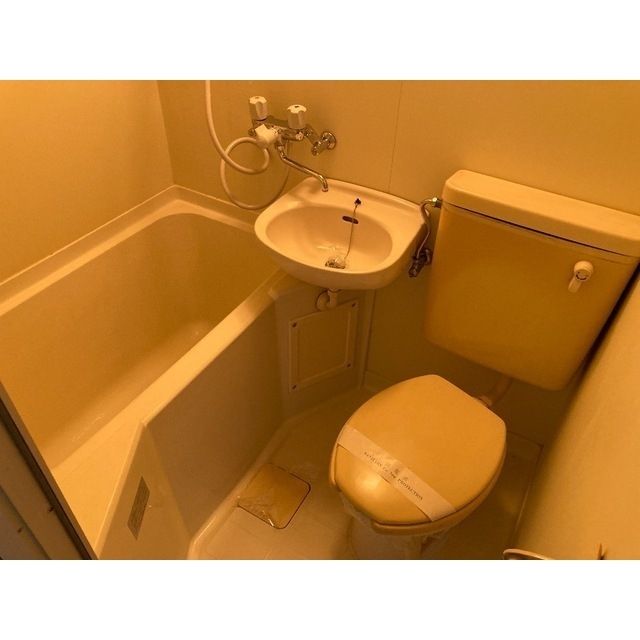 バス・シャワールーム　洗面