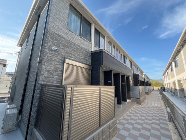 エントランス　外観写真（昼）