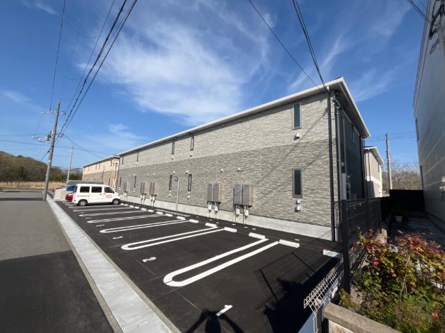 ロビー　外観写真（昼）