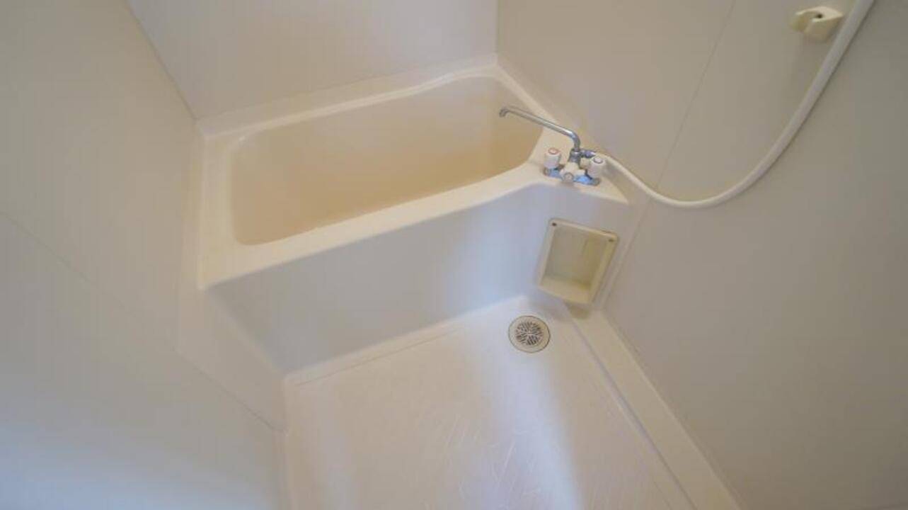 バス・シャワールーム　浴室