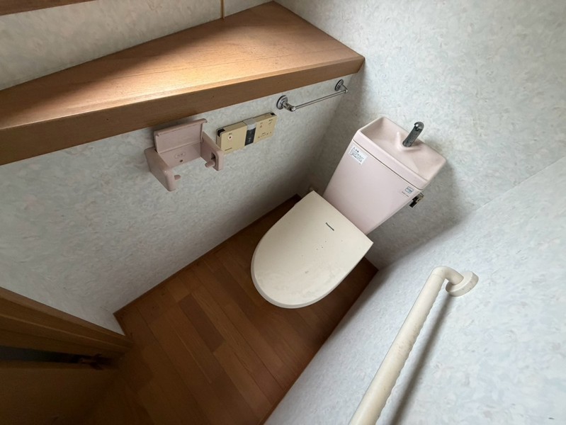 高砂市高砂町木曽町借家のトイレ写真