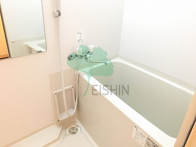 バス・シャワールーム　清潔感のある浴室です！