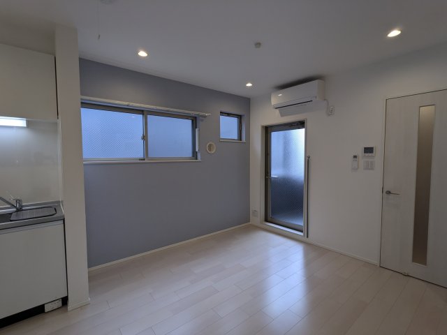 居室・リビング　202号室