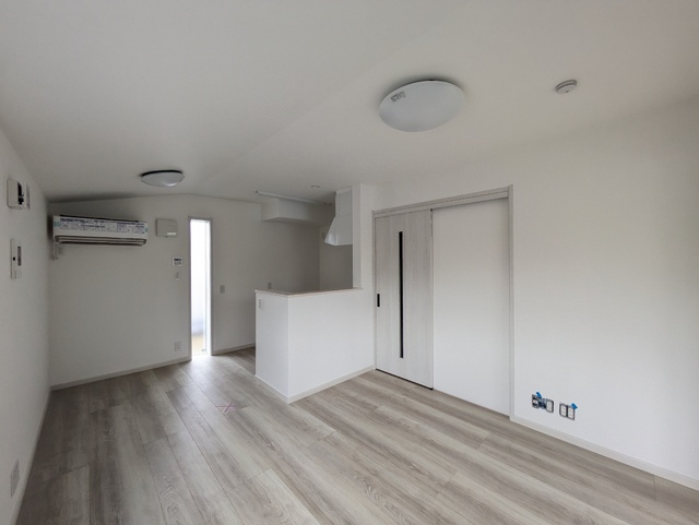 居室・リビング　※建築中の写真です