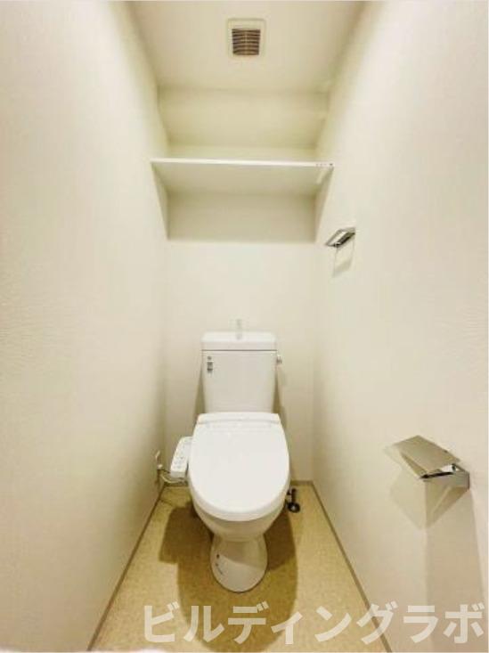 トイレ　別号室参考画像です。
