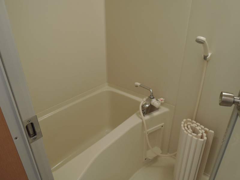 バス・シャワールーム　浴室乾燥付きで便利♪