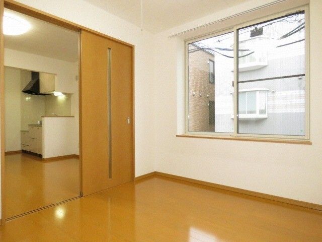 その他　※写真は１０３号室です。
