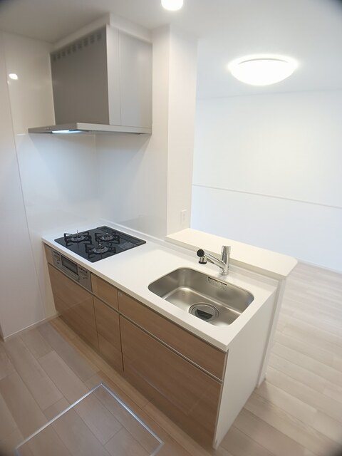 キッチン　３口ガスコンロ