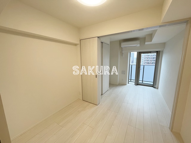 居室・リビング　こちらのリビングで趣味の時間をお楽しみください♪