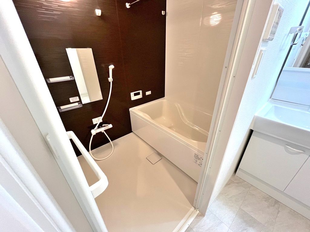 バス・シャワールーム　洗面