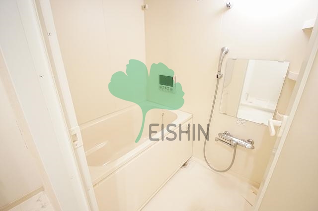 バス・シャワールーム　清潔感のある浴室です！