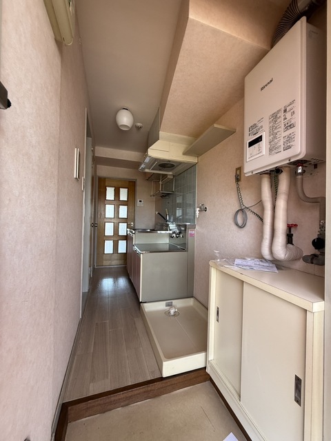 玄関　別部屋参考写真です