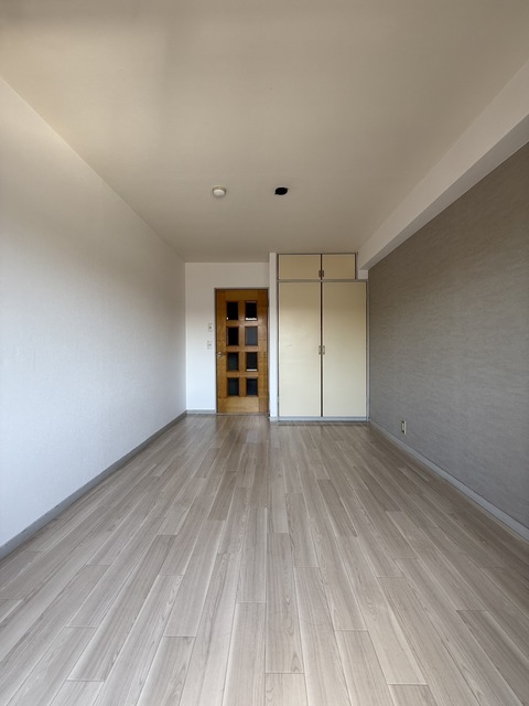 居室・リビング　別部屋参考写真です