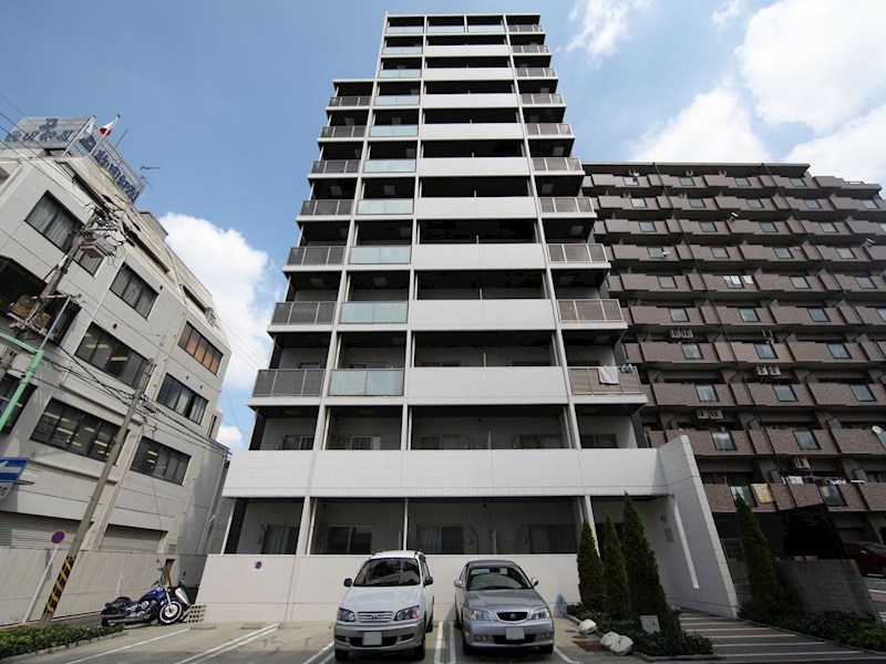 建物外観　外観　オートロック付　宅配ＢＯＸ付　防犯カメラ付