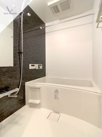 バス・シャワールーム　お風呂です