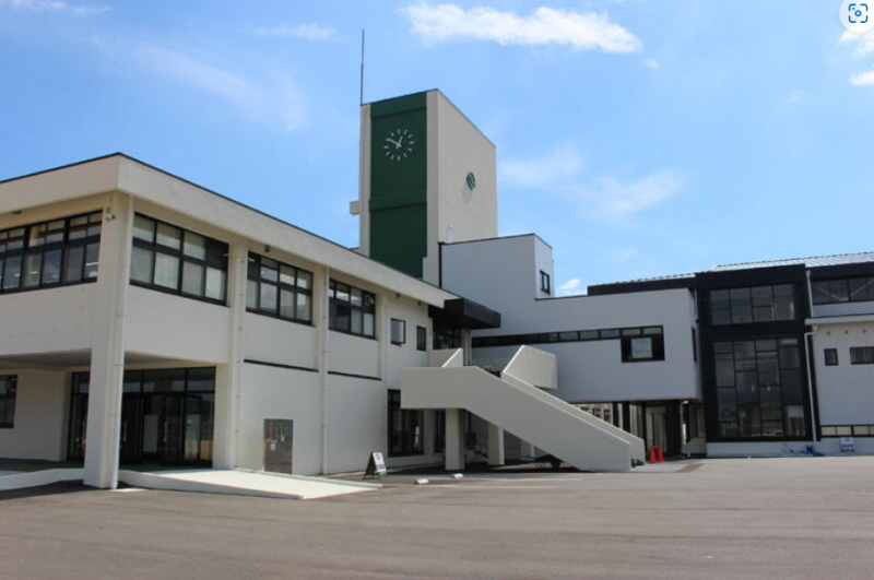 中学校　小野南中学校（中学校）まで1055m