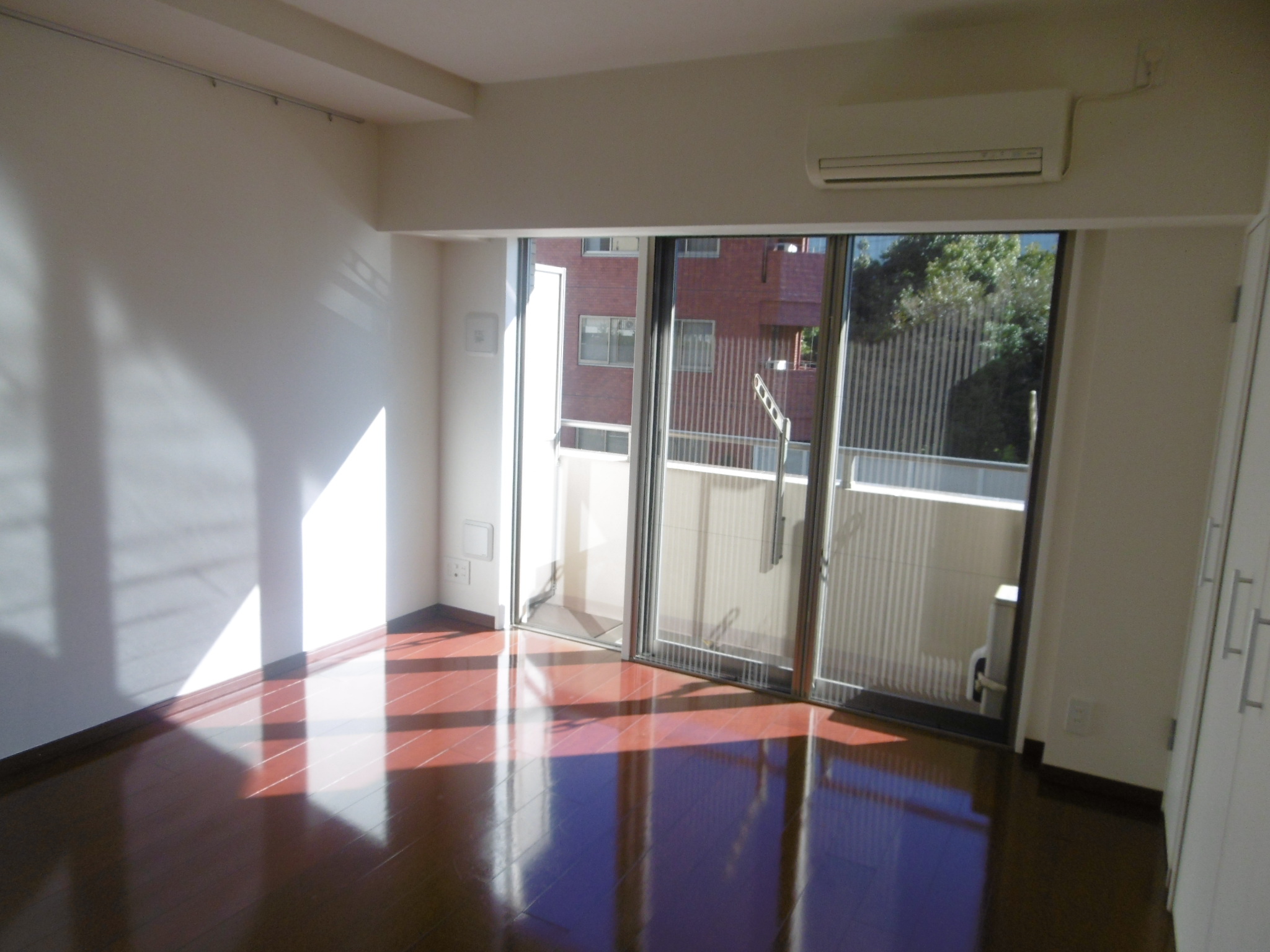 居室・リビング　居室※別部屋参考写真