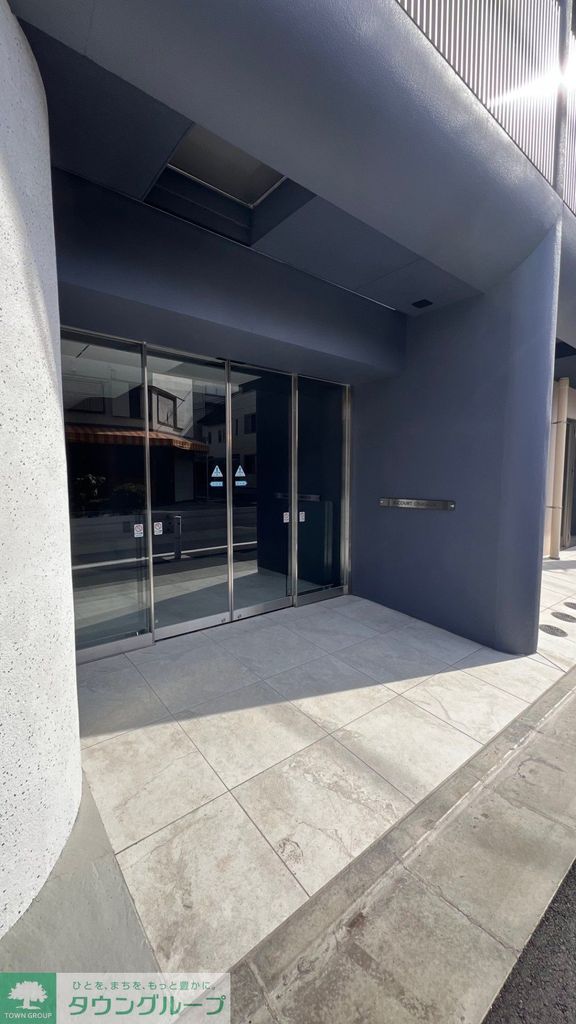 エントランス　エントランス