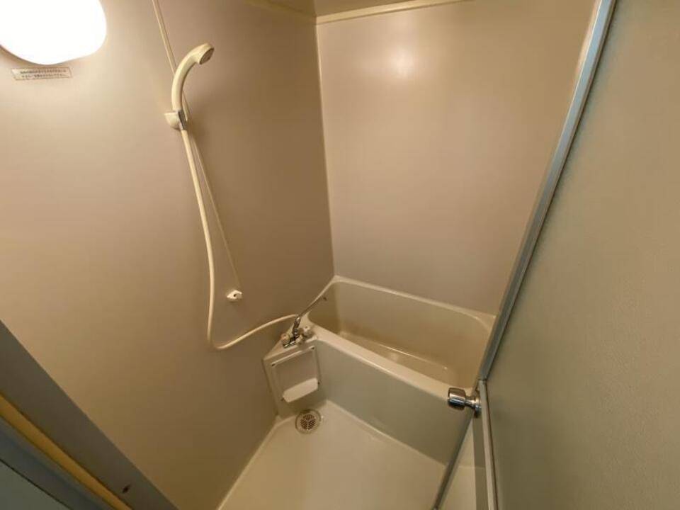 バス・シャワールーム　浴室
