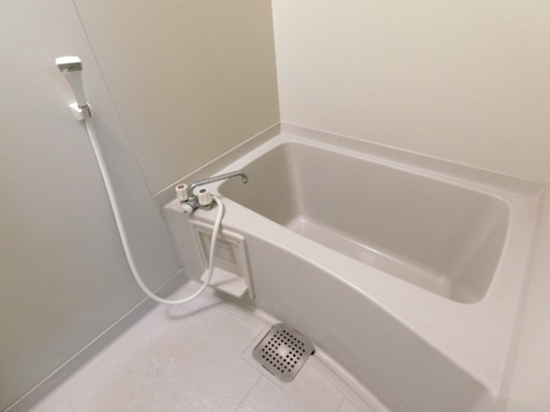 バス・シャワールーム　図面と現状に相違がある場合には現状を優先