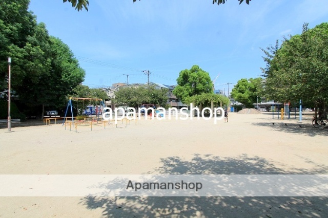 公園　東中浜公園（公園）まで160m