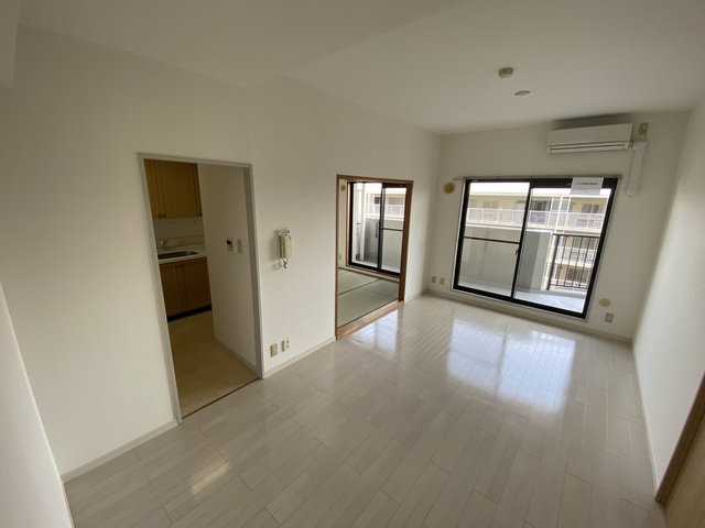 居室・リビング　※別部屋のイメージ写真です