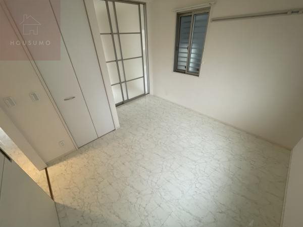 その他部屋・スペース　落ち着いて過ごせるお部屋なので、寝室にいかがでしょうか