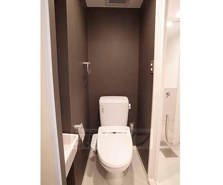 トイレ　室内大改装！ウォシュレット付きトイレ