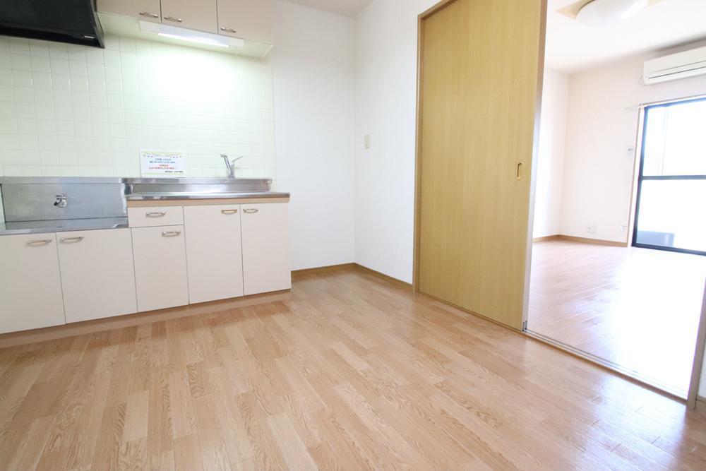 居室・リビング　6帖DK