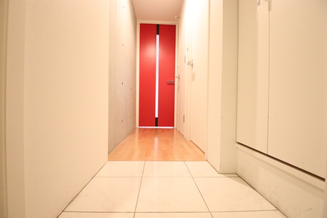 玄関　※別室の参考写真の為、現況優先です。