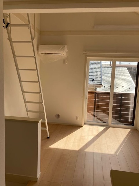 居室・リビング　使いやすい形の為、レイアウトを楽しめます♪