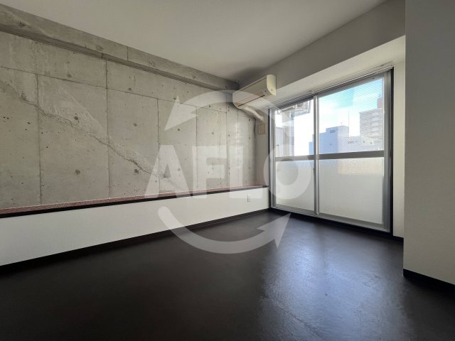 居室・リビング　ZERO弁天　リビング