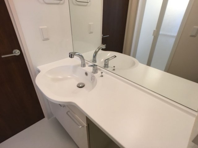 洗面設備　忙しい朝には欠かせない洗面所です