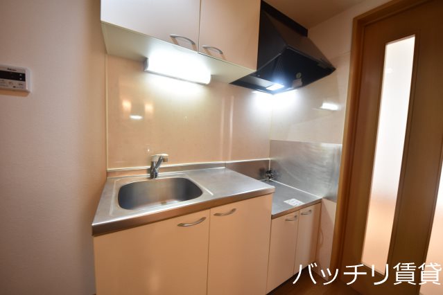 キッチン　※同シリーズ写真の為、現状優先。