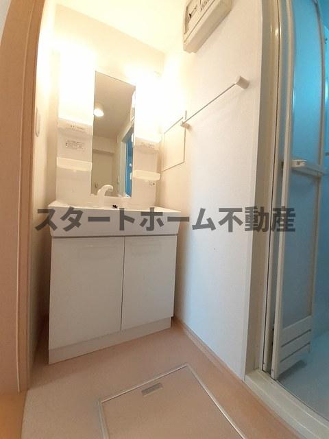 洗面設備　忙しい朝には欠かせない洗面所です